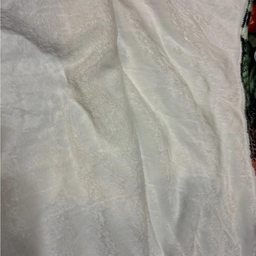 Festive Christmas Tree Blanket NWOT